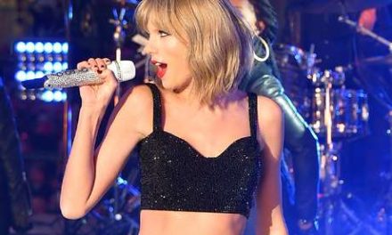 Taylor Swift sufre caída durante concierto de Fin de Año (+Video)