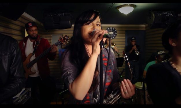 LAYLA ANGULO EN EL #1 DEL NATIONAL LATIN RECORD POOL