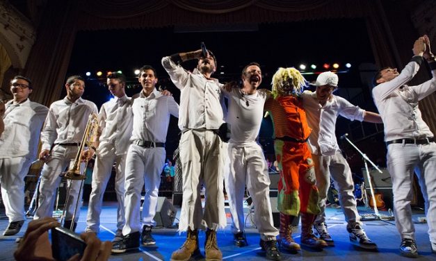 Circo Vulkano se pregunta: »¿Dónde está Javier?»