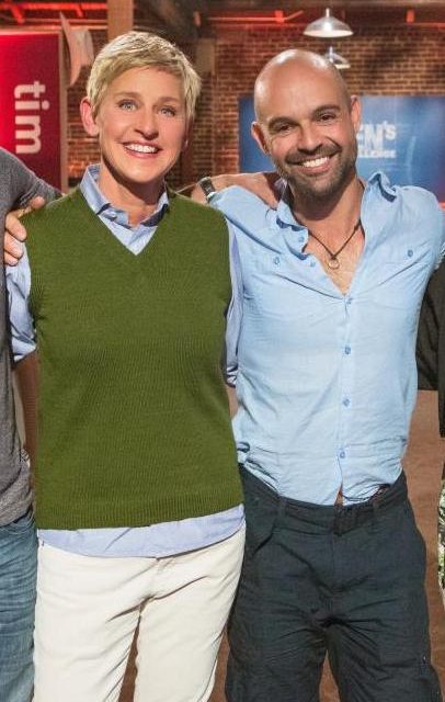Diseñador venezolano Gaspar @GasparDej cautivó a Ellen DeGeneres