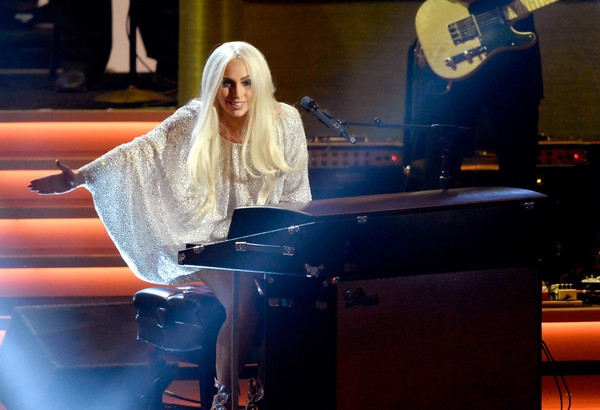 Lady Gaga actuará en el Oscar por primera vez