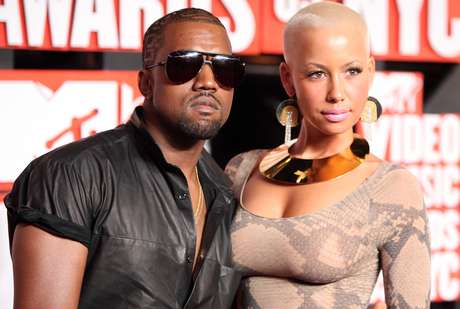 Kanye West dice que Amber Rose está ‘dolida’ por dejarla