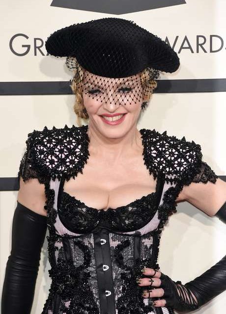 Madonna muestra el trasero en los Grammy 2015 (+Fotos)