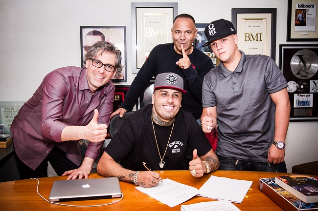 Nicky Jam se une al elenco de Sony Music y lanza su nuevo sencillo »El Perdón» junto a Enrique Iglesias