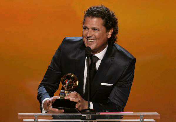 Carlos Vives gana Grammy por Mejor álbum tropical latino