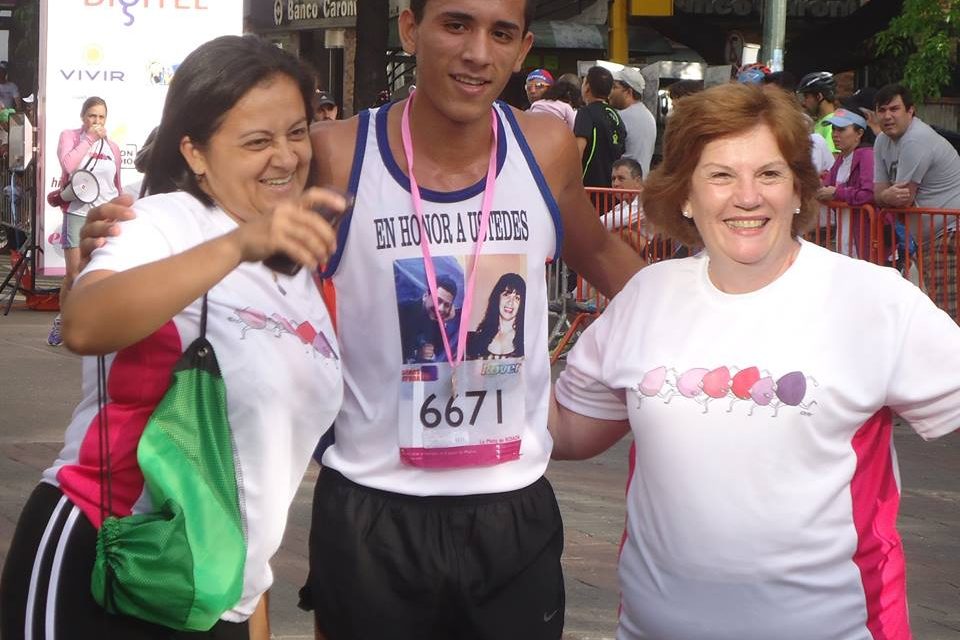 Digitel patrocinó la primera Carrera-Caminata de SenosAyuda