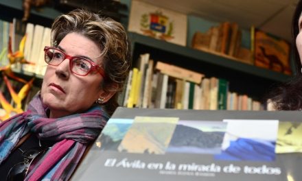 María Elena Ramos presentó su nuevo libro, El Ávila en la mirada de todos