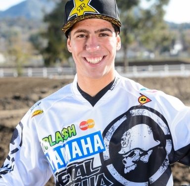 El piloto Venezolano Anthony Rodriguez (@AnthonyMx62) hace historia en el AMA Supercross!