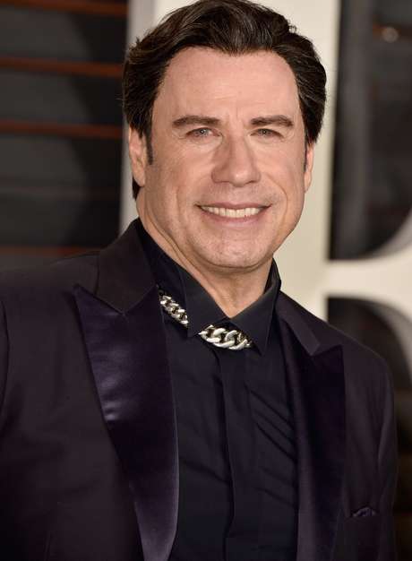 John Travolta presenta por primera vez a su hijo en público (+Video)