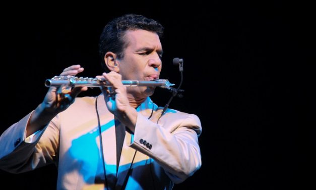 Huáscar Barradas se reencuentra con la serenata este domingo por partida doble