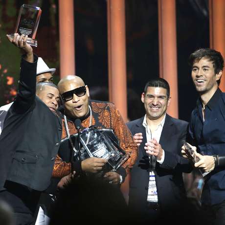 Lista completa de ganadores en los Latin Billboard 2015