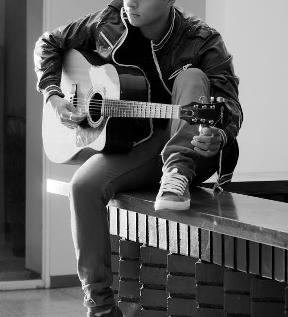 Rey Bastidas se volvió masoquista