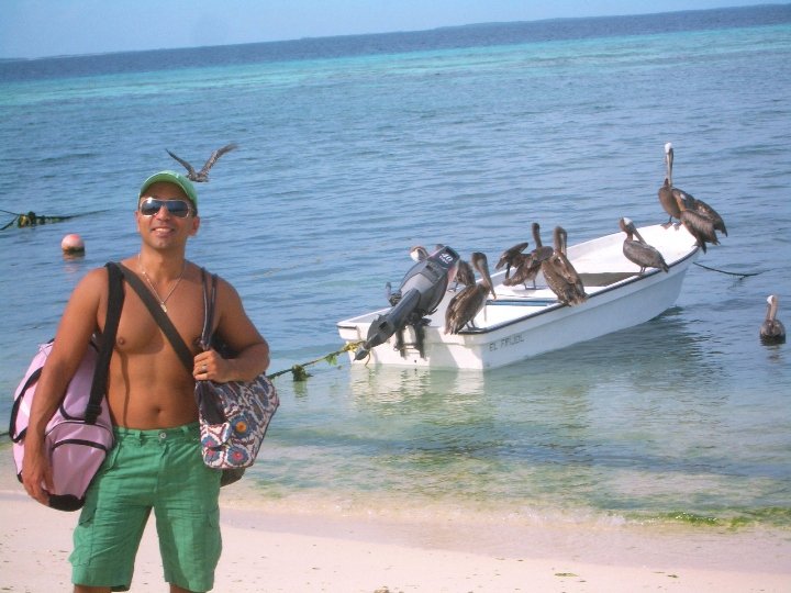 A Alejandro Fresser lo mandaron a botar de Globovisión – #MuerdeAqui por @diegokapeky