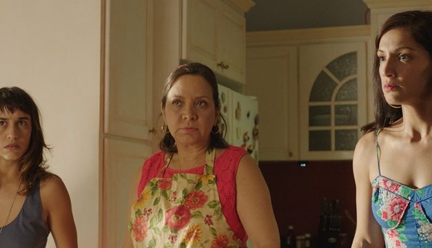ELBA ESCOBAR Y PRAKRITI MADURO PROTAGONIZAN PELÍCULA »EXTRA TERRESTRE»