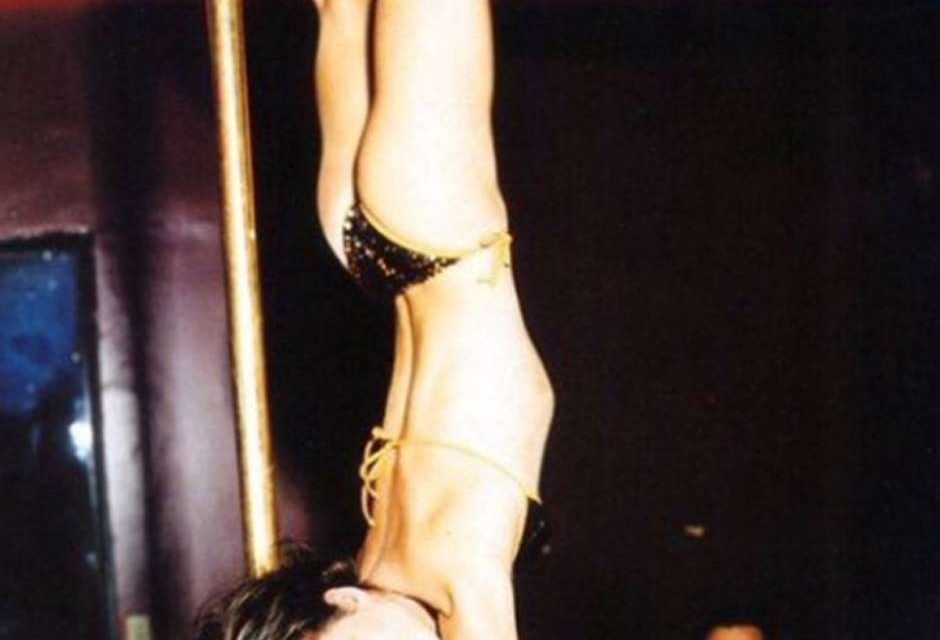 Elizabeth Hurley sorprende con su talento en el pole dance
