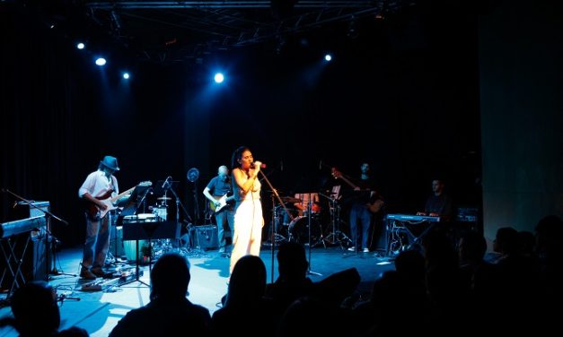Liana Malva Nominada como Mejor Artista Femenina en los Pepsi Music 2015