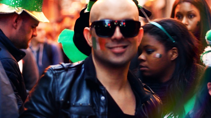 Robert Vogu (@RobertVogu) nuevamente acapara HTV (@HTVmusica) con »Mucho Mas»