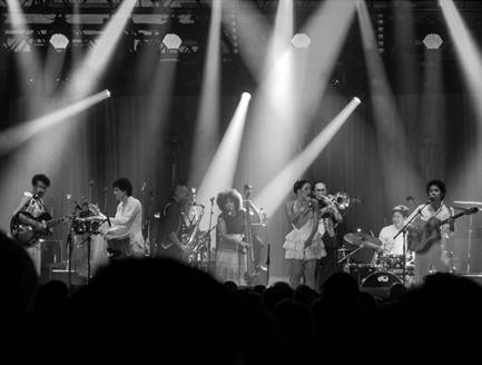 MONSIEUR PERINÉ Y SU EXITOSO PASO POR ALEMANIA