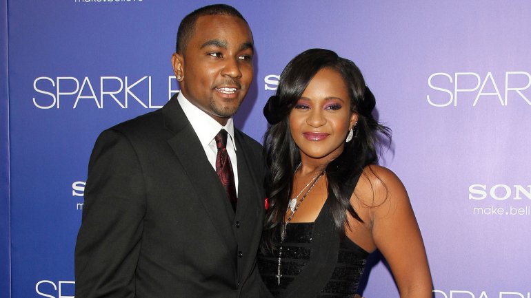 Denuncian que el ex novio de Bobbi Kristina Brown le dio un cóctel tóxico que la mató