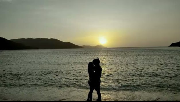 Bomba Estéreo estrena su video »Somos Dos», grabado en la costa caribeña de Colombia (+Video)