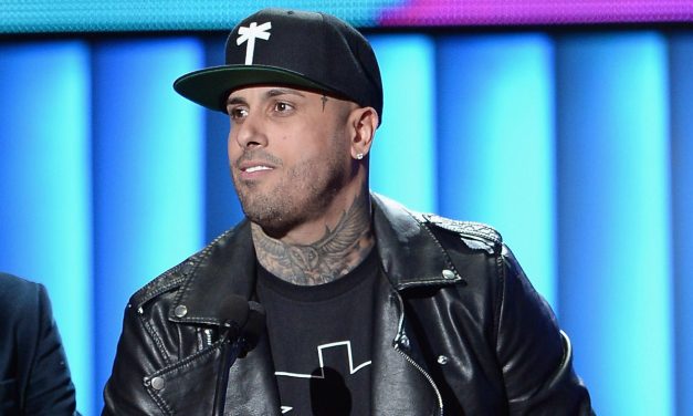 Artistas de Sony Music Latin se destacan en los »Premios Tu Mundo 2015»