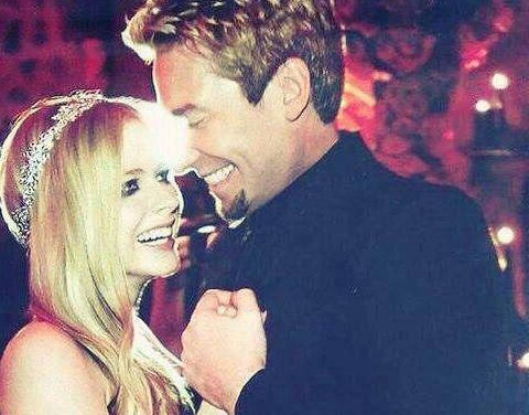 Avril Lavigne anunció separación tras dos años de matrimonio