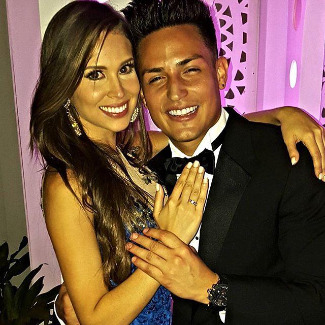 Aran de las Casas le propuso matrimonio a su novia Rosmeri Marval (+Videos)