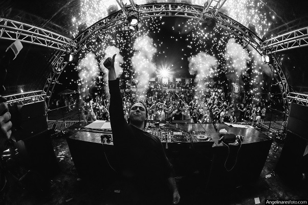 Víctor Porfidio resultó ganador en Premios Pepsi Music 2015 con su tema »LA LA LA»