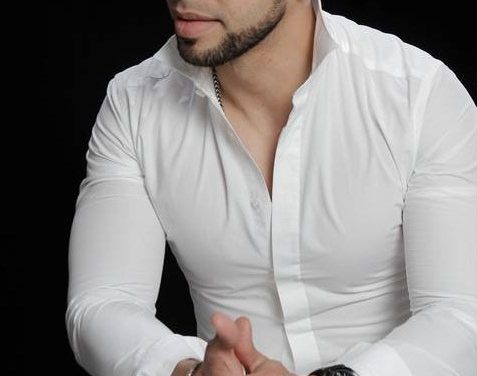 El boricua ERICK J promociona POESÍA DE AMOR