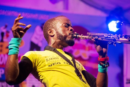 Jowee Omicil y la Venezuela Big Band Jazz juntos en concierto