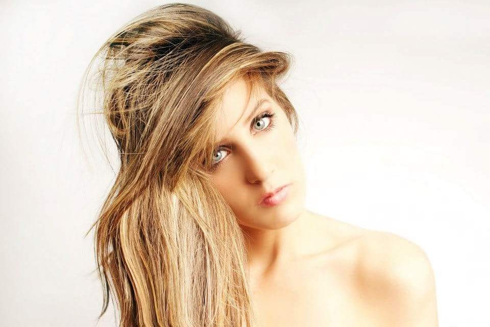 Mayra Méndez: Protagoniza un »Escándalo» – #MuerdeAqui por @diegokapeky