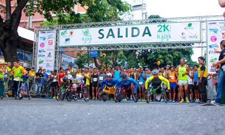 4.000 participantes tiñeron de verde a Caracas en el Media Maratón 21K y Caminata 5K de Fundación Plaza´s