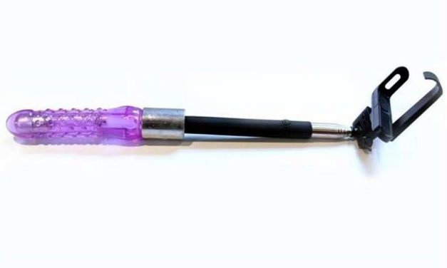 Crean selfie stick para mujeres cuando se masturban