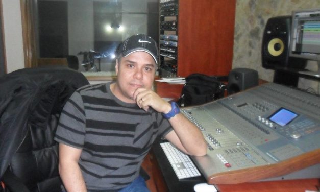 Cantautor venezolano Manuel Zabala celebra su primer lugar número »35»