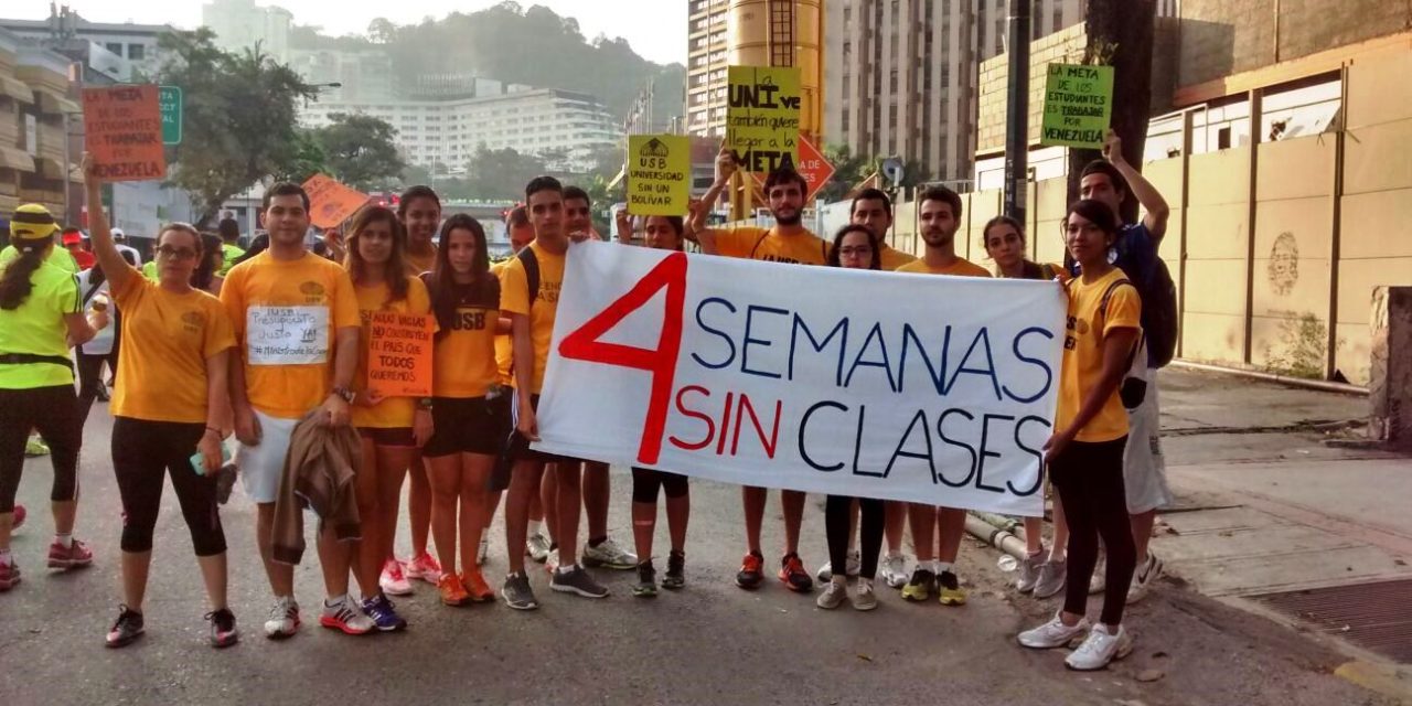 Estudiantes de la USB protestaron por la crisis universitaria durante la »Gatorade Caracas Rock»