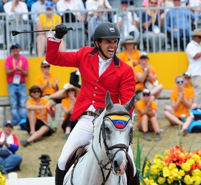 Jinete Andrés Rodríguez gana el Gran Premio de Tryon States