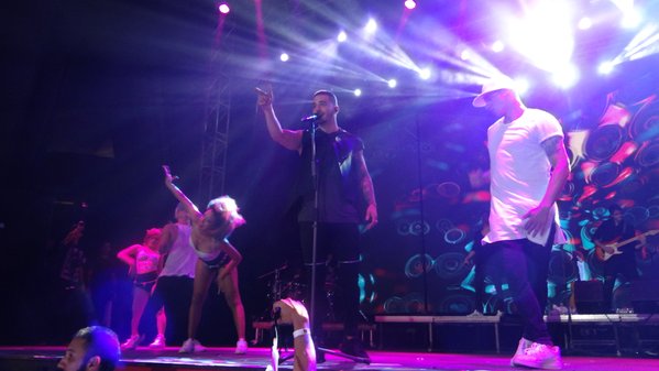 Maluma y Nicky Jam pusieron a bailar al Poliedro de Caracas
