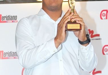 Salvador Pérez recibió el »Meridiano de Oro» como Atleta del año