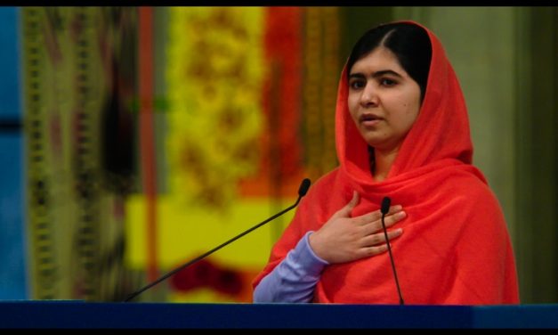 MALALA ESCRIBE SU PROPIA HISTORIA