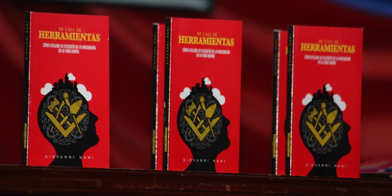 Giovanni Nani presentó su libro »Mi caja de herramientas»