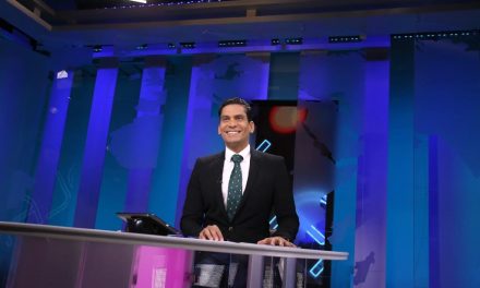 Gaby Castellanos en Cala por CNN en Español