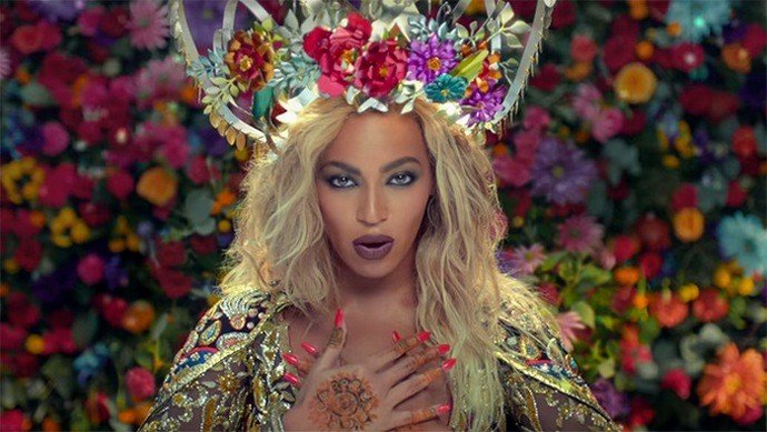 Beyoncé luce como una reina en nuevo video de Coldplay »Hymn For The Weekend» (+Video)