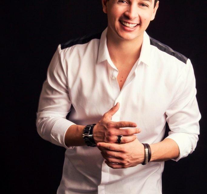 Víctor Drija (@victordrija) marca el paso con »Tu Caballero» (+Video)