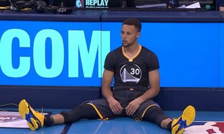 Con récord de triples de Stephen Curry, los Warriors clasificaron a los playoffs (+Video)