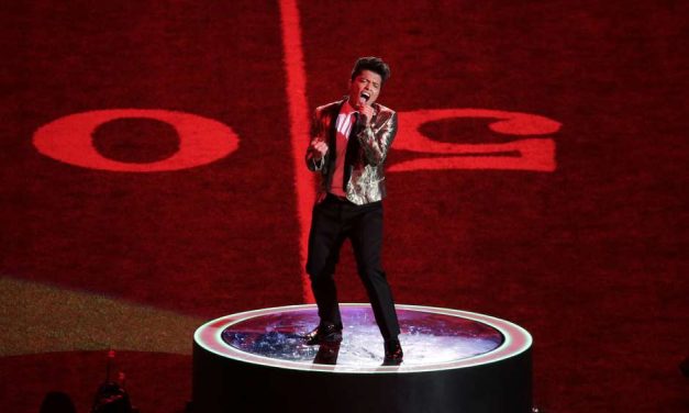 Bruno Mars confirma actuación en el Super Bowl