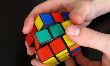 DEMUESTRA TU AGILIDAD MENTAL… Aprende a armar el cubo de Rubik