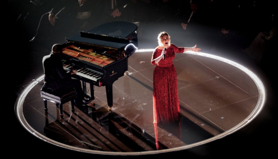 Adele justifica su desentonada participación en los Grammy