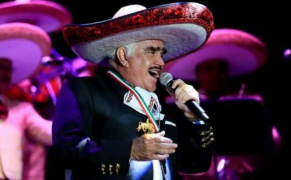 Vicente Fernández se despide con concierto gratuito