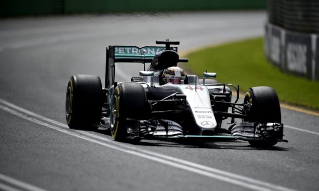 Lewis Hamilton se quedó con la primera pole de la temporada de la F1