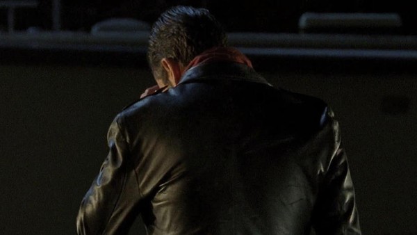 ‘The Walking Dead’: Filtran tomas de »Lucille» y »Negan» (+Trailer Final de Temporada)